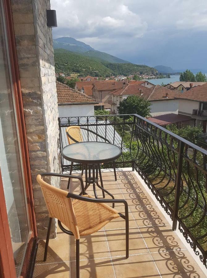 Et Larum Peštani Exterior foto